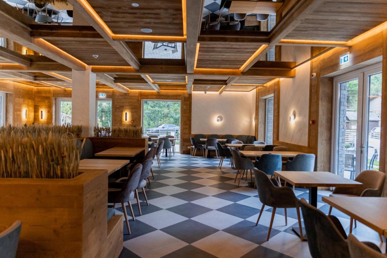 בורסא Hotel Ina מראה חיצוני תמונה